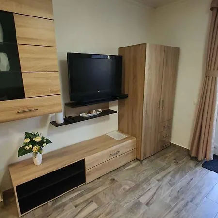 アパート In - Balaton 41945 *