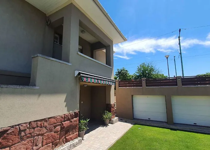 In - Balaton 41945 Siofok